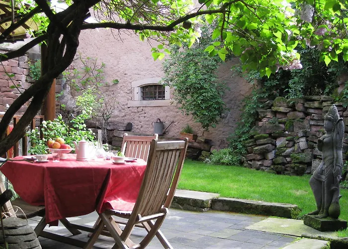 Guest house La Maison De Caroline 5*